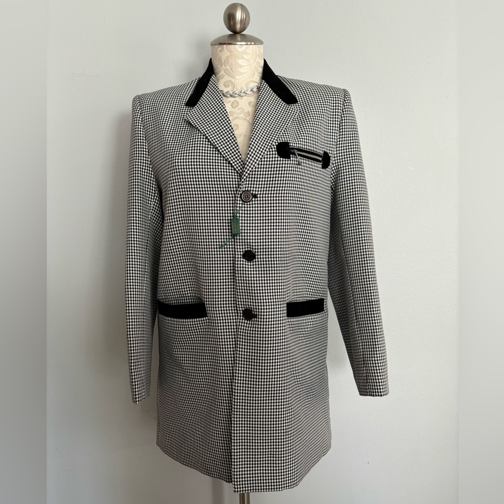 Pamela High Quality inc newyork blazer Size 18r